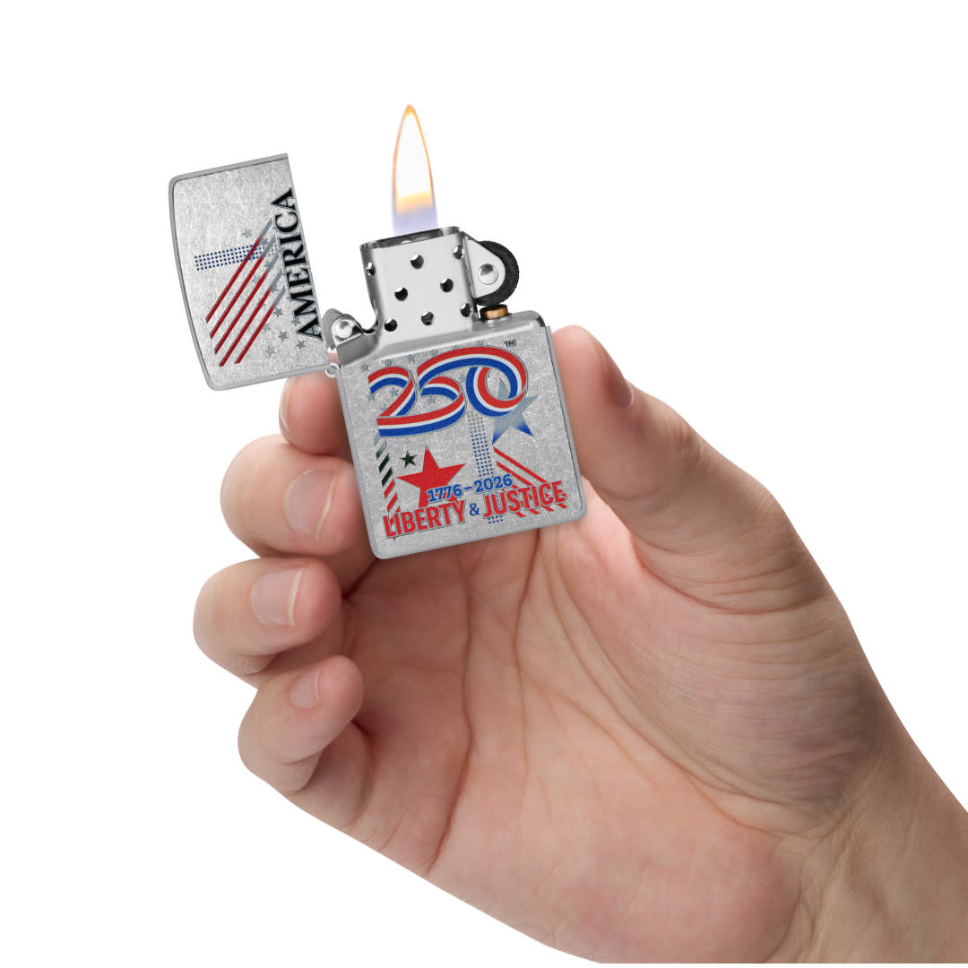 Zippo America250 Liberty & Justice Design Street Chrome Windproof Lighter