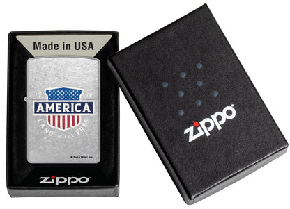 Zippo Buck Wear™ Land of the Free Design Street Chrome Windproof Lighter
