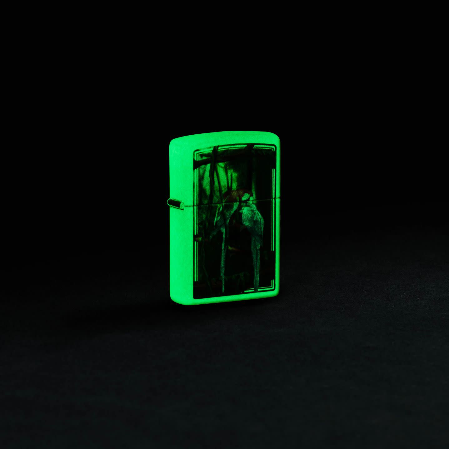 Zippo Carol Cavalaris Jewels of the Jungle Design Glow In The Dark Windproof Lighter