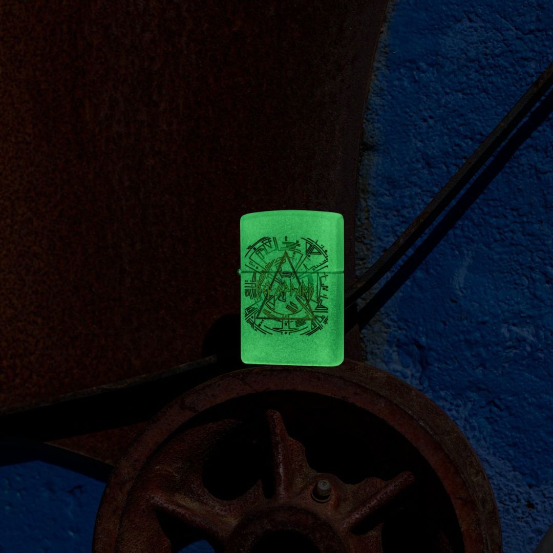 Zippo Def Leppard Glowing Hysteria Design Glow in the Dark Green Windproof Lighter