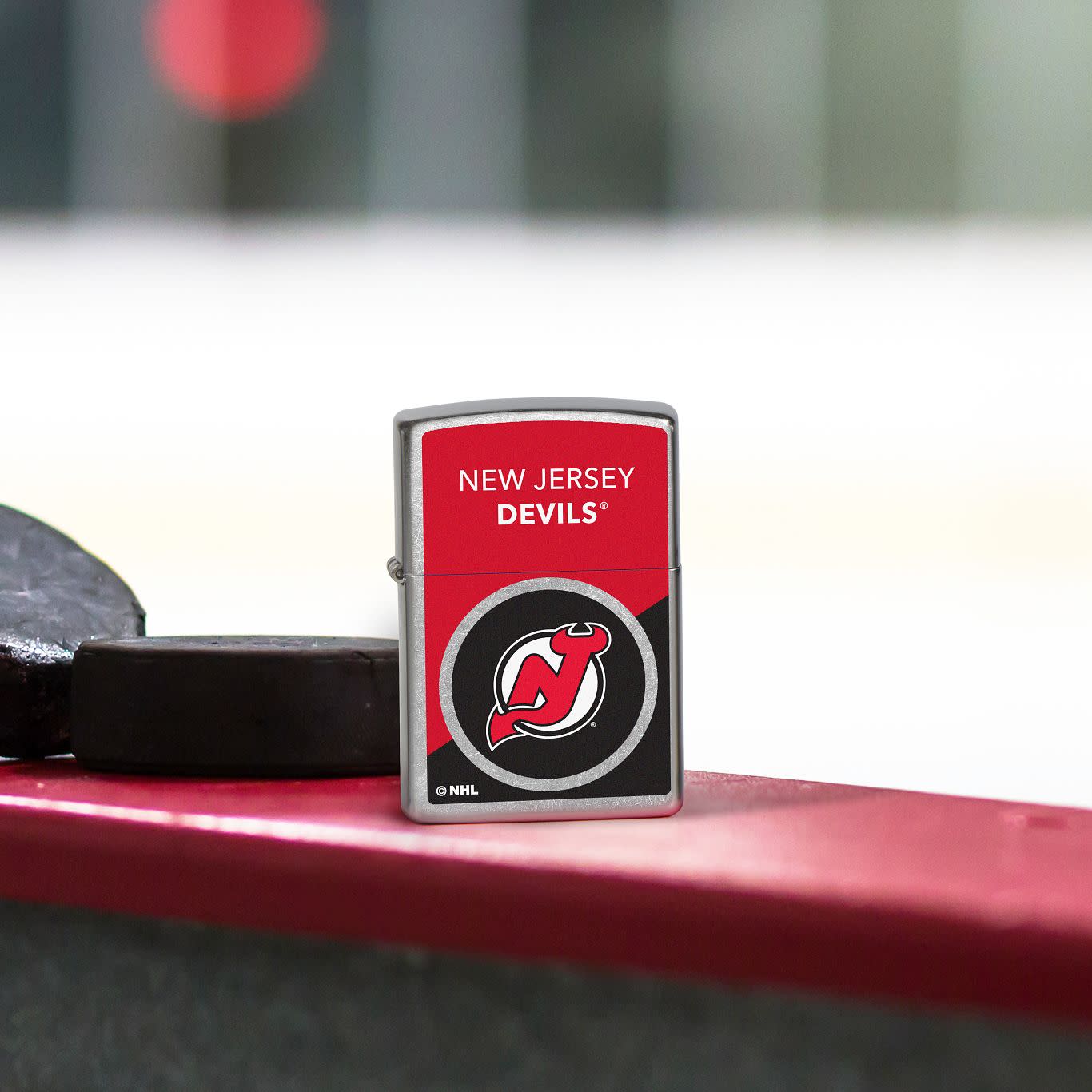 Zippo NHL® New Jersey Devils® Colorblock Logo Design Street Chrome™ Windproof Lighter