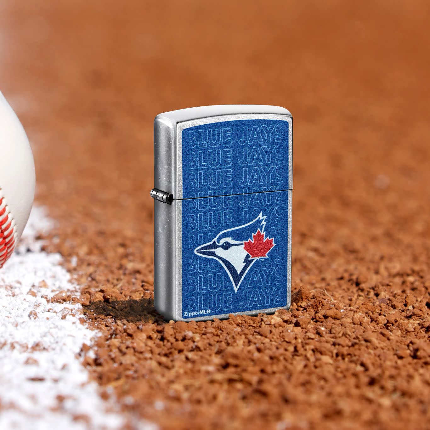 Zippo MLB® Toronto Blue Jays™ Street Chrome Logo Design Logo Design Windproof Lighter