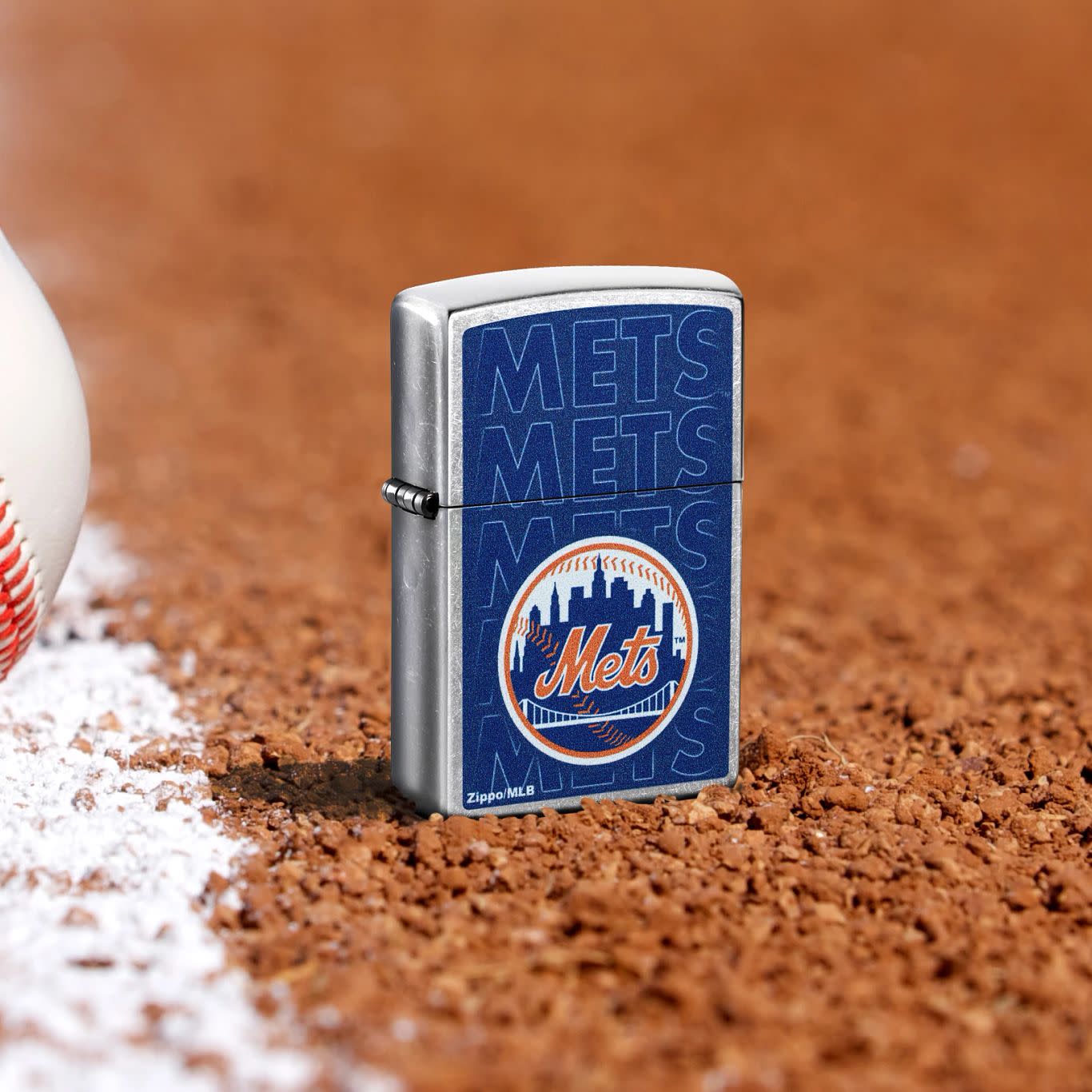 Zippo MLB® New York Mets™ Street Chrome Windproof Lighter