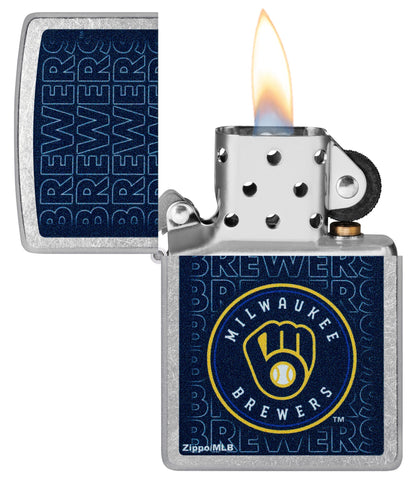Zippo MLB® Milwaukee Brewers™ Logo Design Street Chrome Windproof Lighter