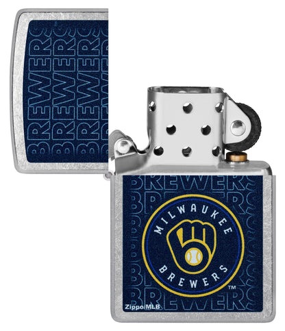 Zippo MLB® Milwaukee Brewers™ Logo Design Street Chrome Windproof Lighter