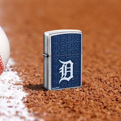 Zippo MLB® Detroit Tigers™ Logo Design Street Chrome Windproof Lighter
