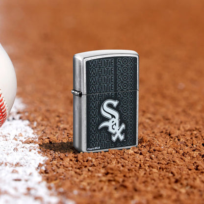 Zippo MLB® Chicago White Sox™ Logo Design Street Chrome Windproof Lighter