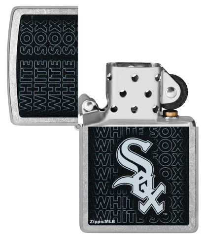 Zippo MLB® Chicago White Sox™ Logo Design Street Chrome Windproof Lighter