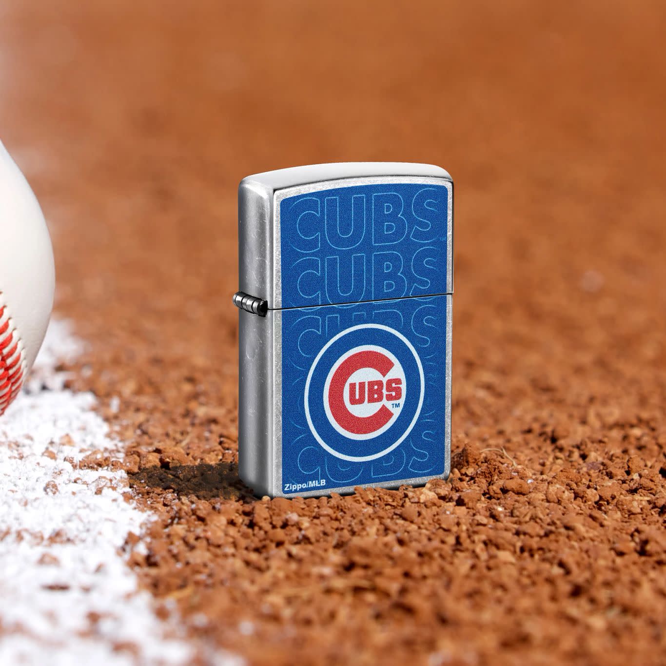 Zippo MLB® Chicago Cubs™ Logo Design Street Chrome Windproof Lighter