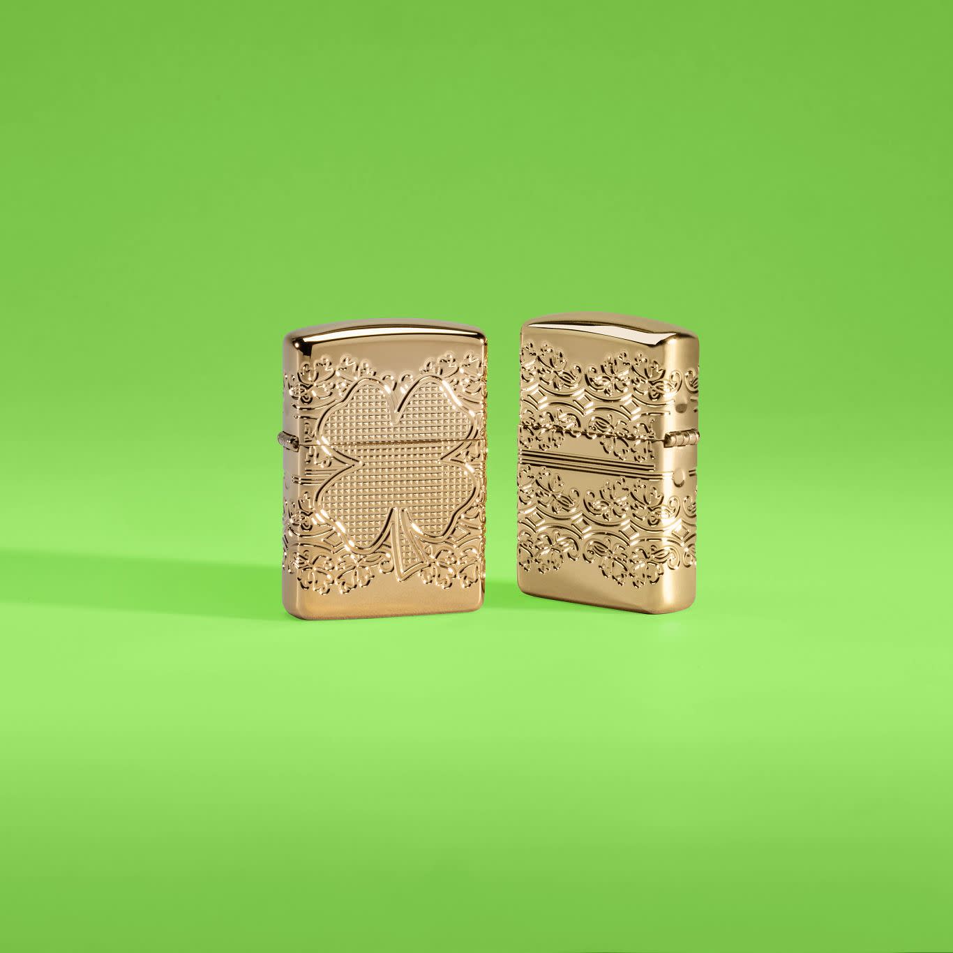 Zippo Lucky Clover Design Armor® High Polish Gold Plate Windproof Lighter