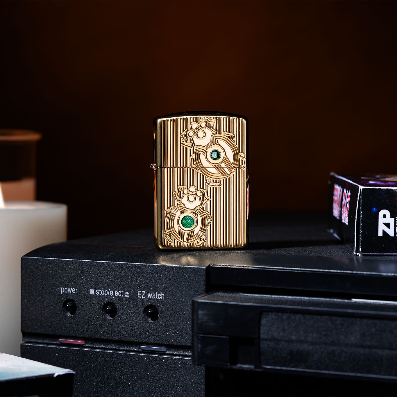 Zippo Bejeweled Beetle Design Armor® High Polish Brass Windproof Lighter