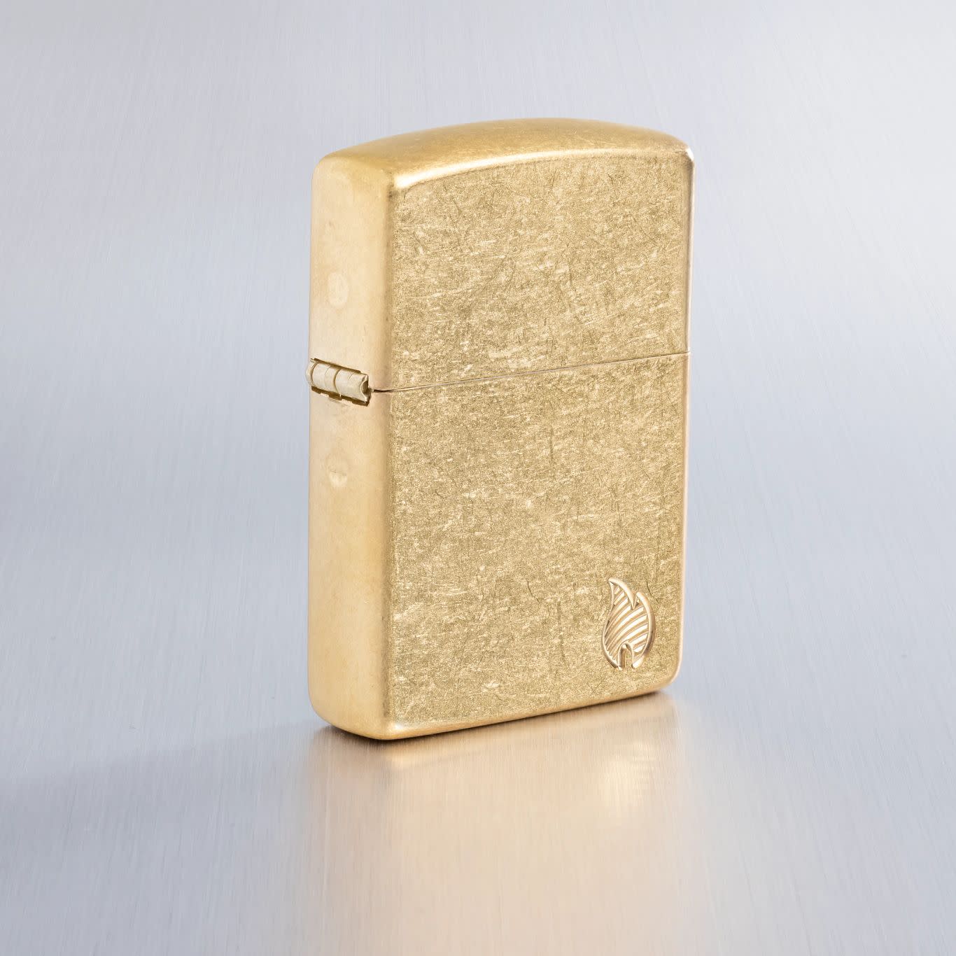 Zippo Armor® Series Flame Tumbled Brass Windproof Lighter
