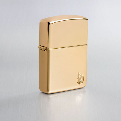 Zippo Armor® Series Flame High Polish Brass Windproof Lighter