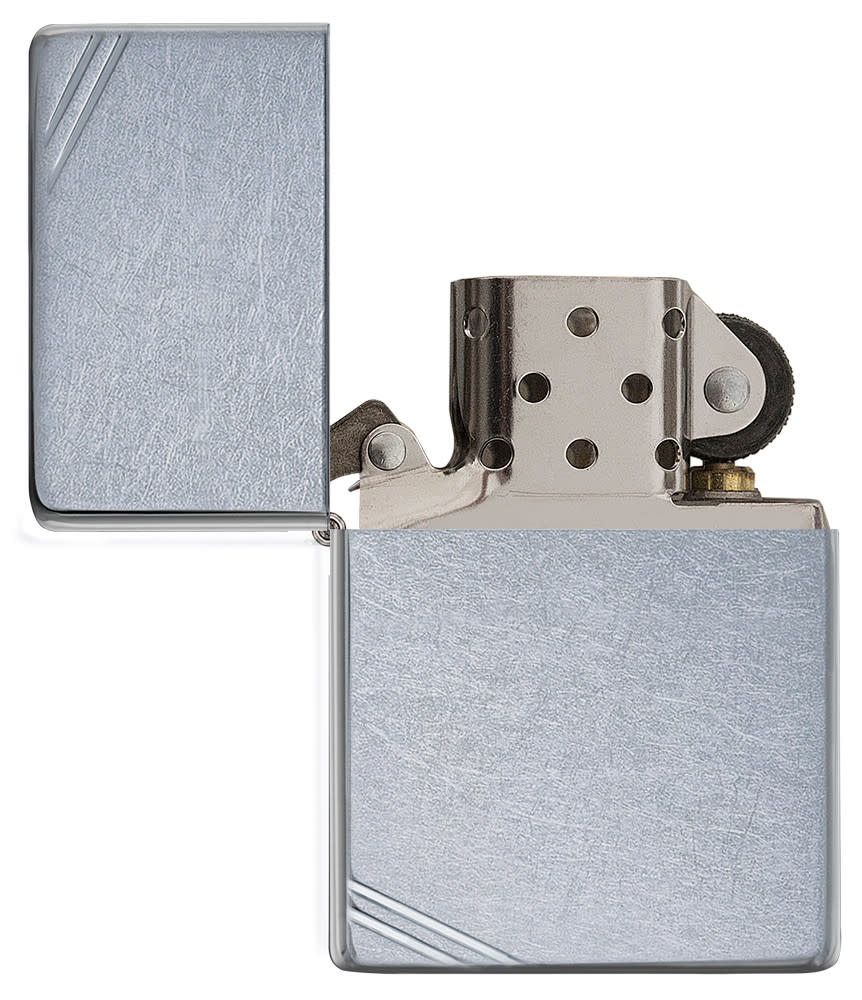 Zippo Street Chrome™ Vintage with Slashes Windproof Lighter