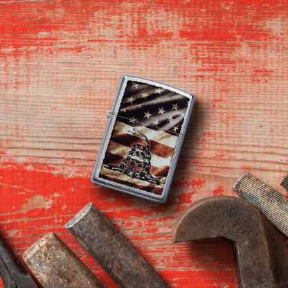 Zippo Dont Tread on Me® Flag Design Street Chrome Windproof Lighter