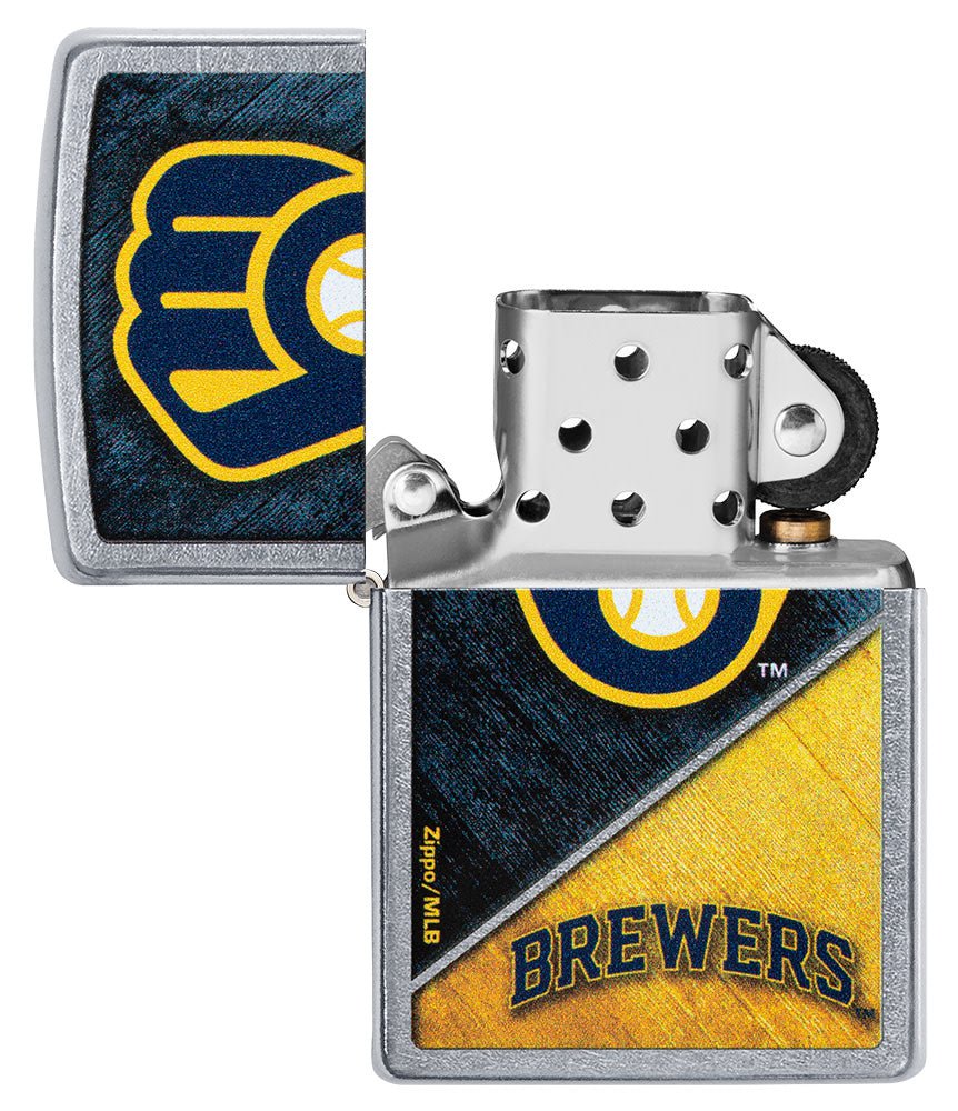 Zippo MLB® Milwaukee Brewers™ Colorblock Design Street Chrome Windproof Lighter